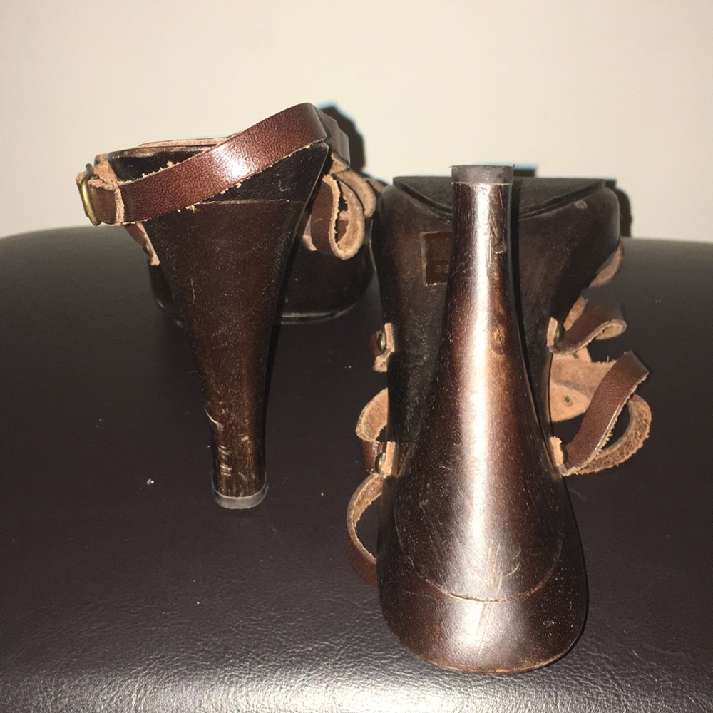 Shoes - Picture 3 of 3